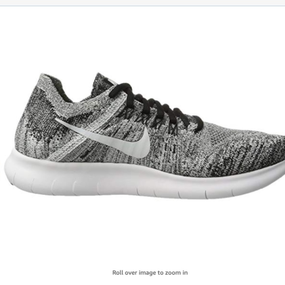 NEW!! Nike flyknit RN Running shoe! - Picture 2 of 8